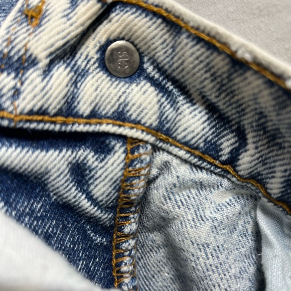 Vintage Levi’s Acid Wash Jeans - Picture 9 of 10